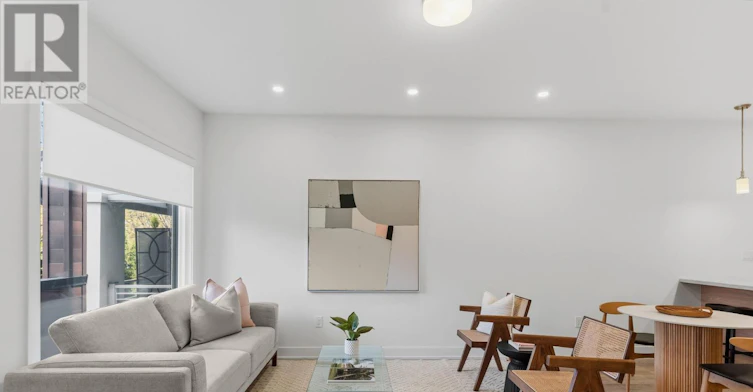 1-86 Kenwood Avenue, Toronto, ON, M6C 2S2 - 5