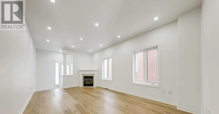 39 Silverado Hills Drive, Markham, ON, L6C 0H2 - 10