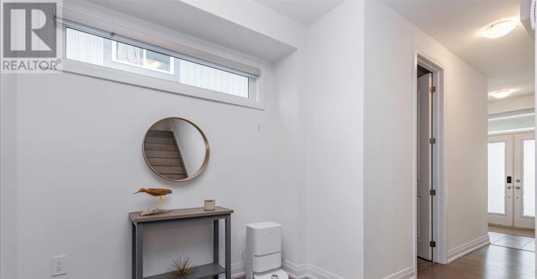 77 Alaskan Heights, Barrie, ON, L9J 0H9 - 4