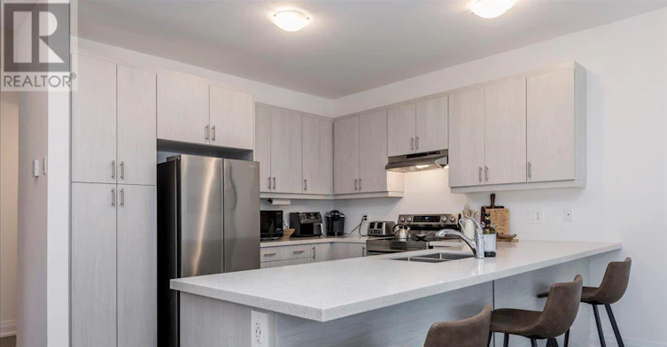 77 Alaskan Heights, Barrie, ON, L9J 0H9 - 5