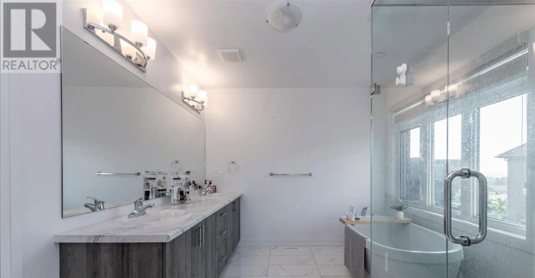 77 Alaskan Heights, Barrie, ON, L9J 0H9 - 15