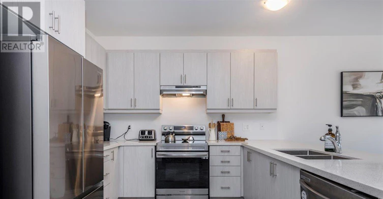 77 Alaskan Heights, Barrie, ON, L9J 0H9 - 6