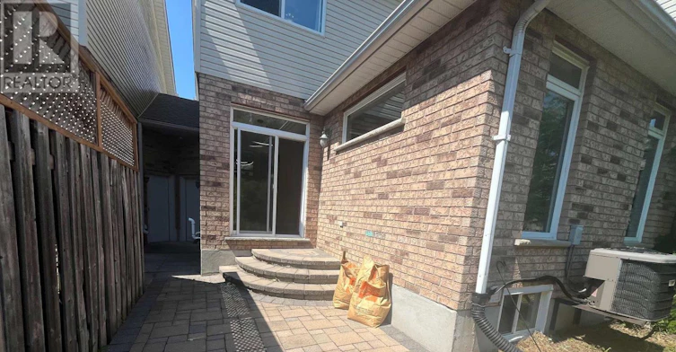 555 Grasslands Court, Waterloo, ON, N2V 2R5 - 34