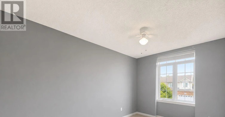555 Grasslands Court, Waterloo, ON, N2V 2R5 - 12