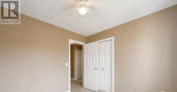 555 Grasslands Court, Waterloo, ON, N2V 2R5 - 11