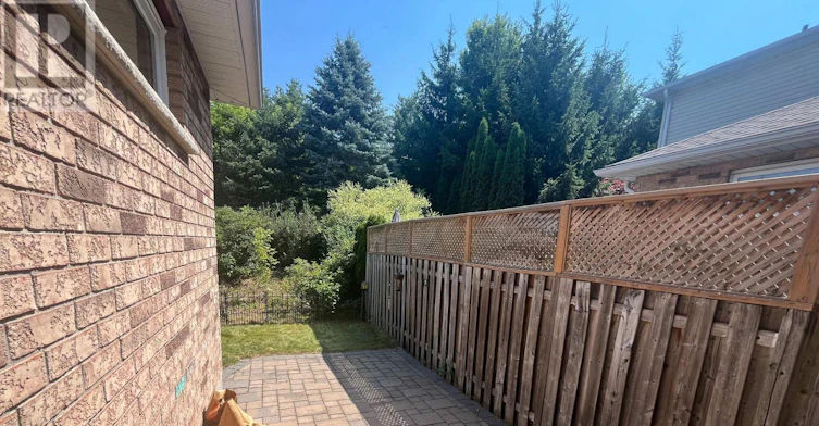 555 Grasslands Court, Waterloo, ON, N2V 2R5 - 35