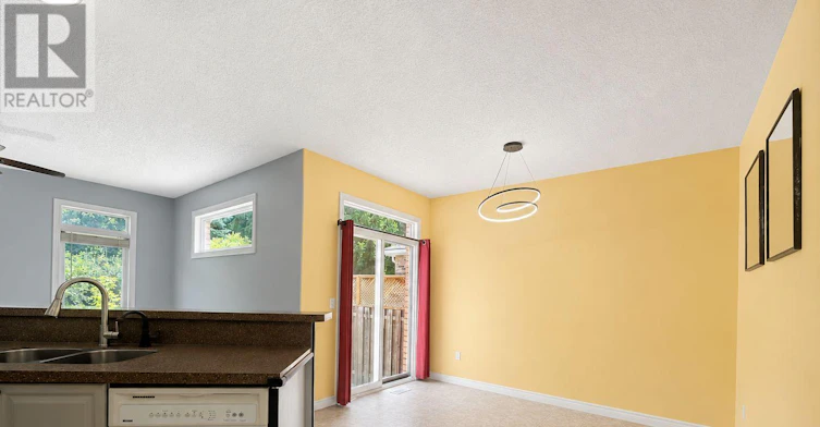 555 Grasslands Court, Waterloo, ON, N2V 2R5 - 16