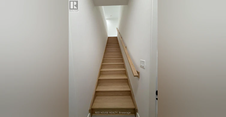 157 Everett Common, St. Catharines, ON, L2P 0G7 - 2