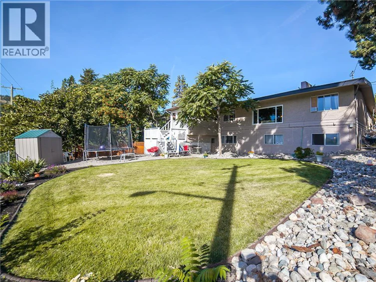 2848 Glasgow Road, West Kelowna, BC, V4T 1J7 - 28