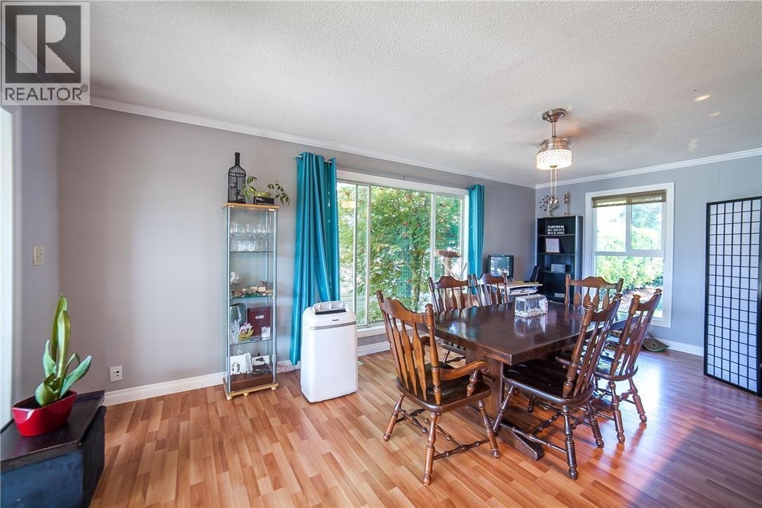 2848 Glasgow Road, West Kelowna, BC, V4T 1J7 - 11