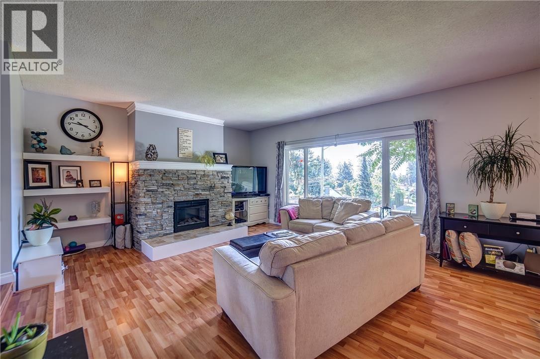 2848 Glasgow Road, West Kelowna, BC, V4T 1J7 - 12