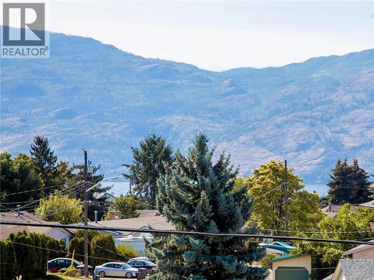 2848 Glasgow Road, West Kelowna, BC, V4T 1J7 - 8