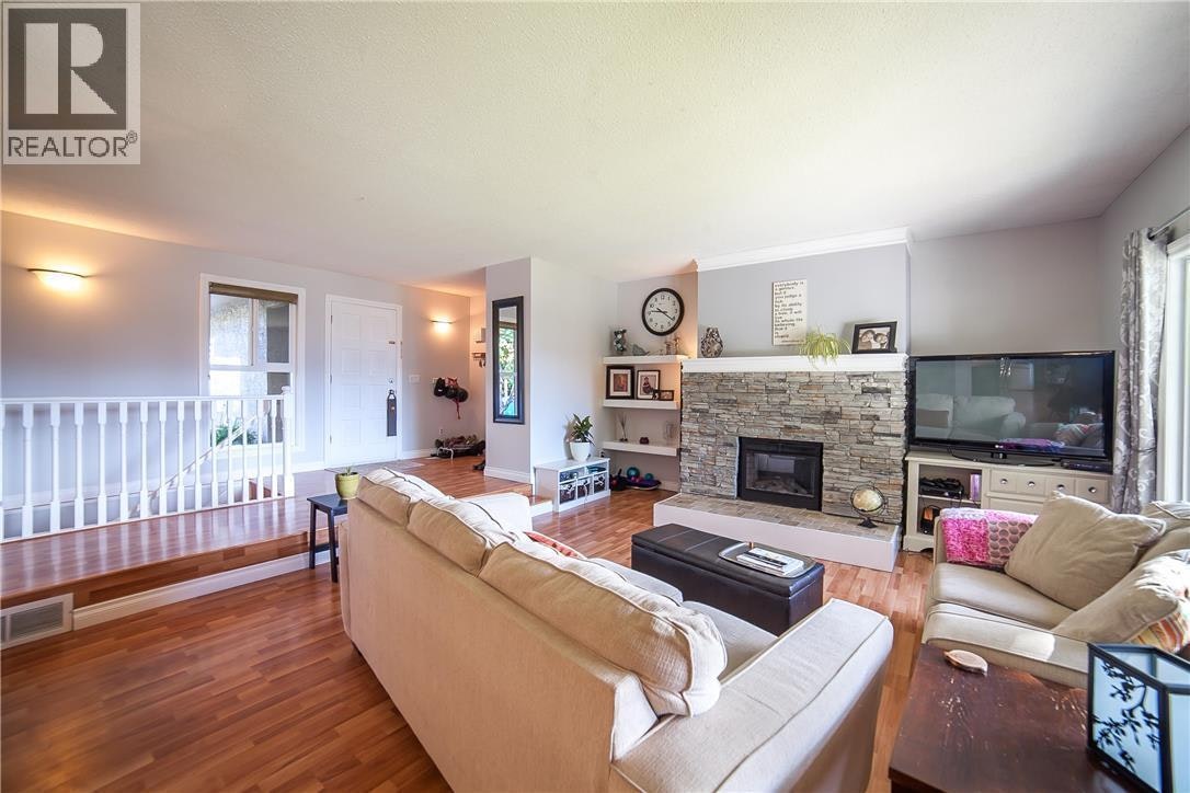2848 Glasgow Road, West Kelowna, BC, V4T 1J7 - 14