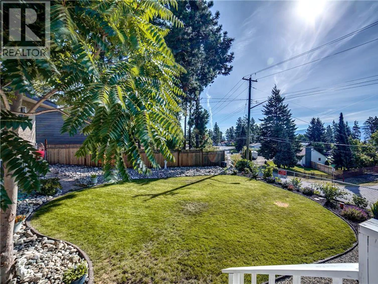 2848 Glasgow Road, West Kelowna, BC, V4T 1J7 - 6