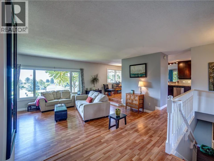 2848 Glasgow Road, West Kelowna, BC, V4T 1J7 - 13