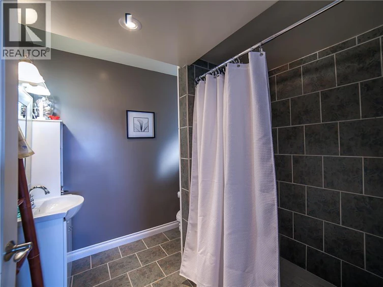 2848 Glasgow Road, West Kelowna, BC, V4T 1J7 - 24