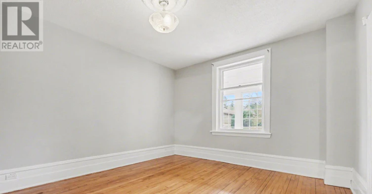 506 Wentworth Avenue, Ottawa, ON, K2B 5K1 - 8