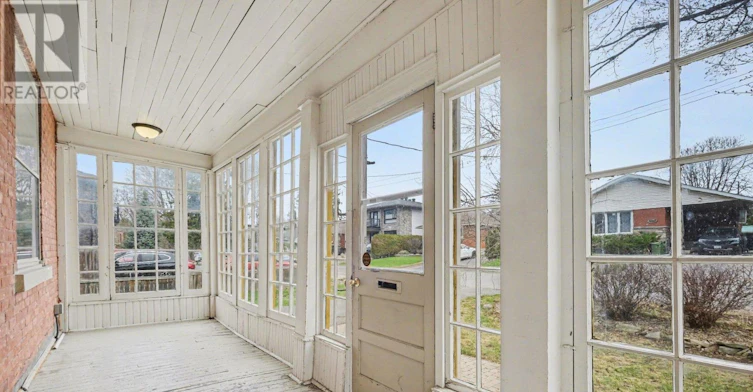 506 Wentworth Avenue, Ottawa, ON, K2B 5K1 - 3