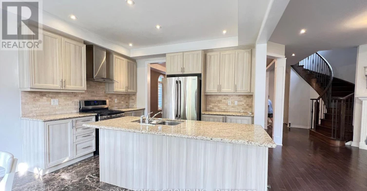 116 Riding Mountain Drive, Richmond Hill, ON, L4E 0V1 - 16