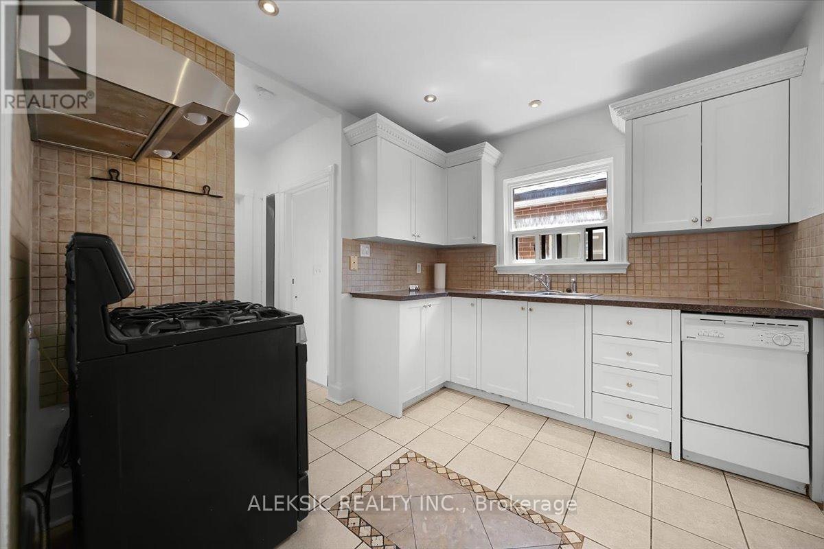 179 Thirtieth Street, Toronto, ON, M8W 3C6 - 12