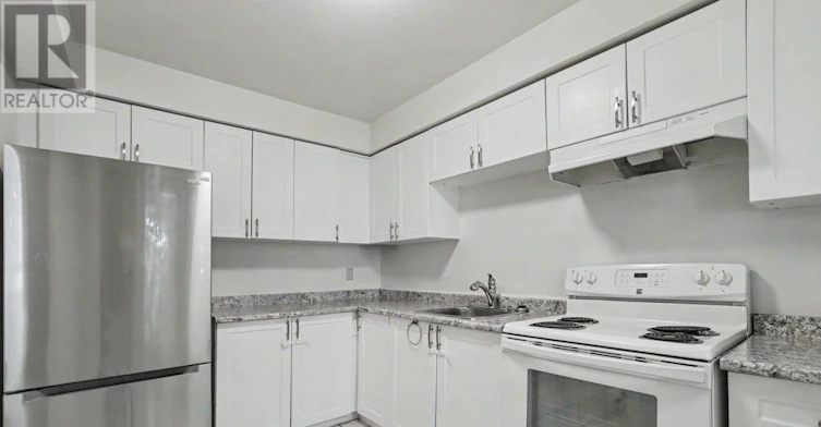 18 32a Sonnet Crescent, Ottawa, ON, K2H 8W7 - 6