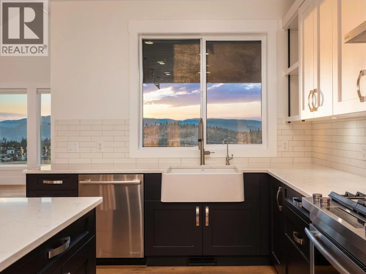 225 Dominion Way, Vernon, BC, V1H 2M1 - 16