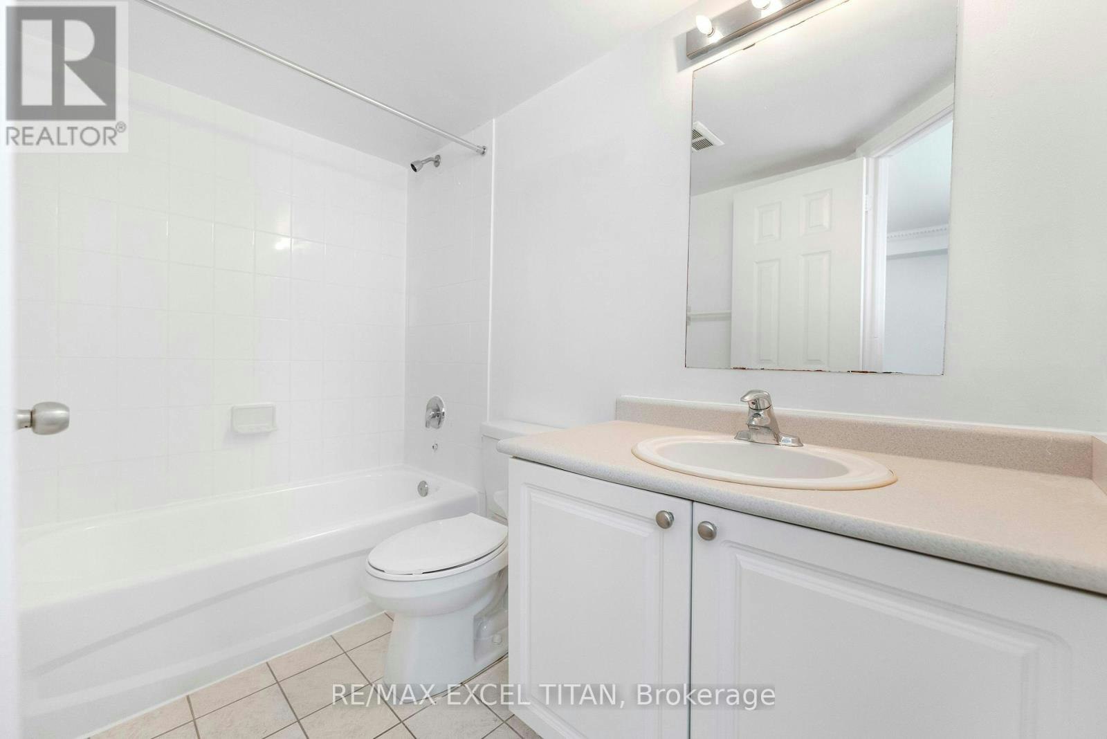 112-1407 Dupont Street, Toronto, ON, M6H 4J7 - 13