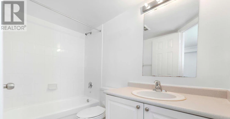 112-1407 Dupont Street, Toronto, ON, M6H 4J7 - 13