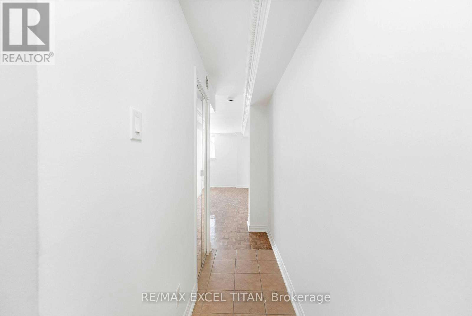 112-1407 Dupont Street, Toronto, ON, M6H 4J7 - 12