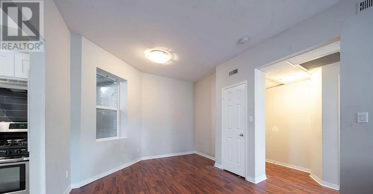 107-414 Jarvis Street, Toronto, ON, M4Y 3C2 - 6