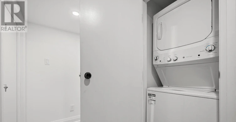 LOWER-278 Alex Doner Drive, Newmarket, ON, L3X 1G6 - 12