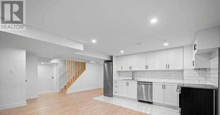 LOWER-278 Alex Doner Drive, Newmarket, ON, L3X 1G6 - 8
