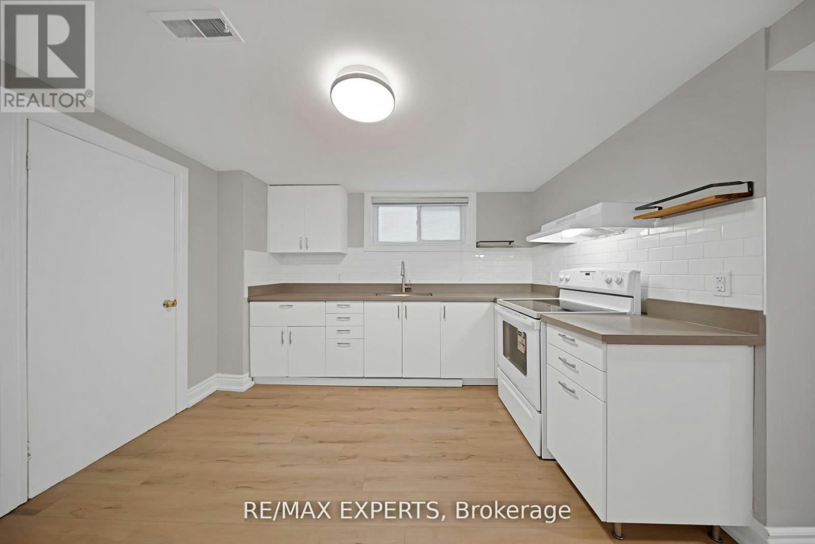 LOWER-934 Beechwood Avenue, Mississauga, ON, L5G 4E2 - 6