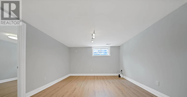LOWER-934 Beechwood Avenue, Mississauga, ON, L5G 4E2 - 18