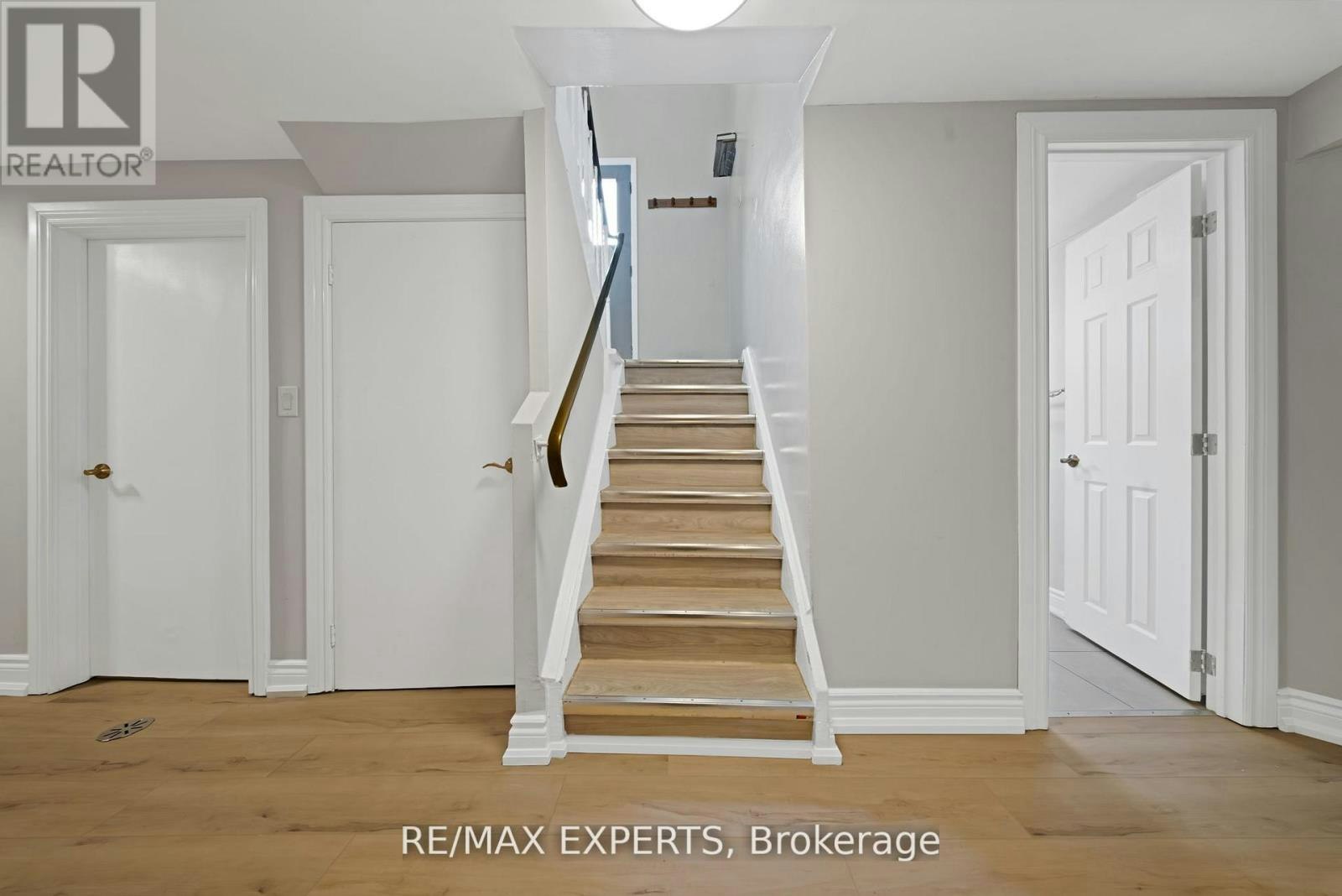 LOWER-934 Beechwood Avenue, Mississauga, ON, L5G 4E2 - 4