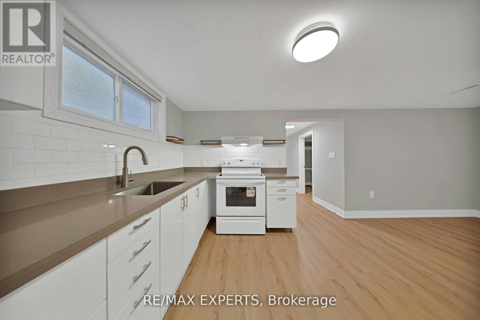 LOWER-934 Beechwood Avenue, Mississauga, ON, L5G 4E2 - 7