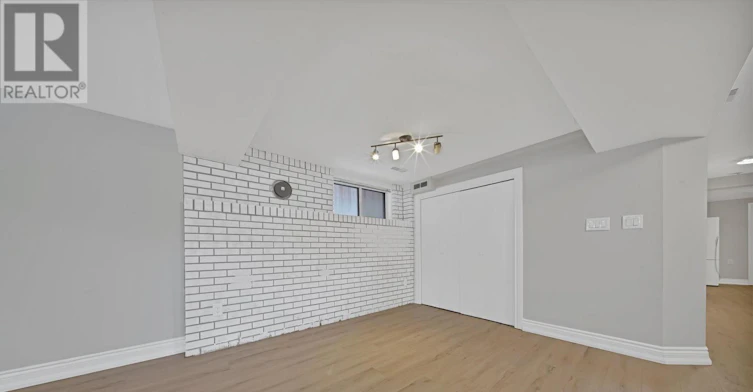 LOWER-934 Beechwood Avenue, Mississauga, ON, L5G 4E2 - 17