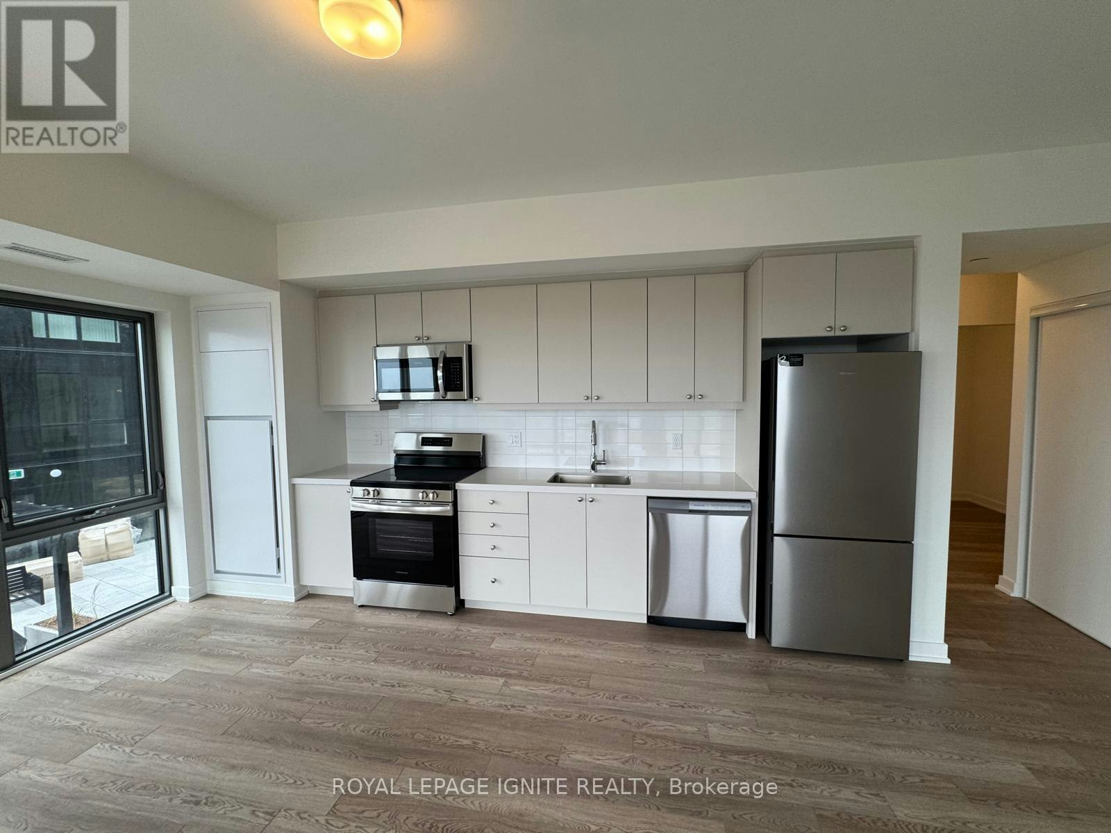 801-51 Clarington Boulevard, Clarington, ON, L1C 7J8 - 6