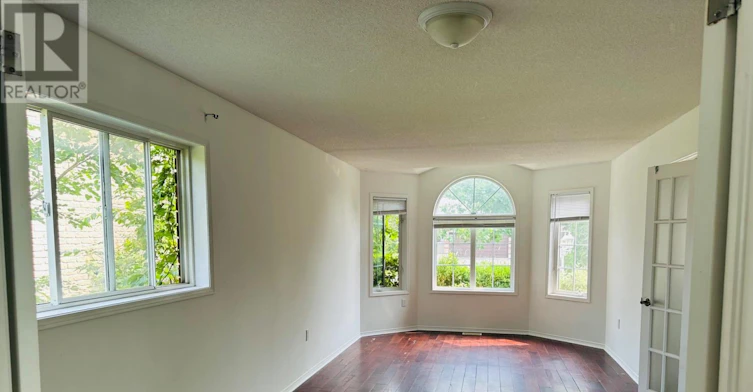 148 Cheltenham Road, Barrie, ON, L4M 6S6 - 4