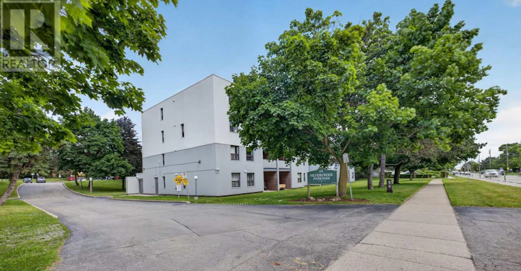 401-65 Silvercreek Parkway N, Guelph, ON, N1H 7R9