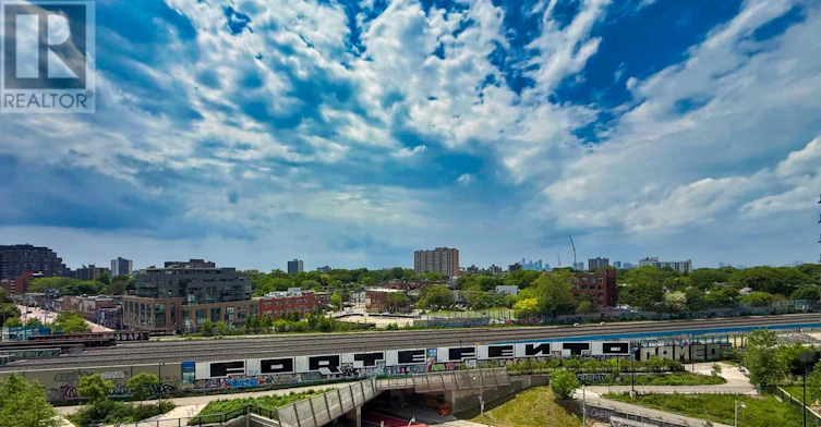 717-20 Minowan Miikan Lane, Toronto, ON, M6J 0E5 - 27