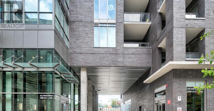 717-20 Minowan Miikan Lane, Toronto, ON, M6J 0E5 - 30