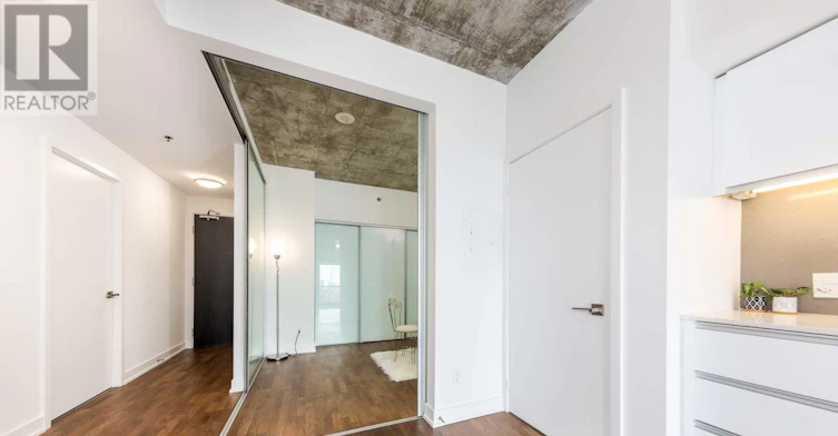 717-20 Minowan Miikan Lane, Toronto, ON, M6J 0E5 - 15