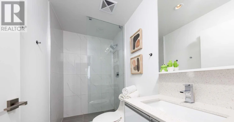 717-20 Minowan Miikan Lane, Toronto, ON, M6J 0E5 - 19