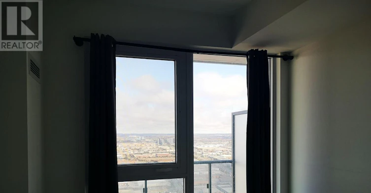 5211-898 Portage Pkwy, Vaughan, ON, L4K 0J6 - 5