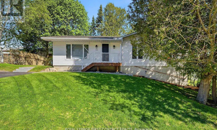 312 Barnett Avenue