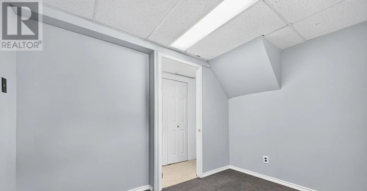 LOWER-38 Cypress Street, St. Catharines, ON, L2N 4L9 - 14
