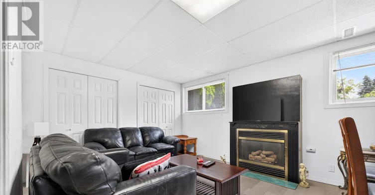 LOWER-38 Cypress Street, St. Catharines, ON, L2N 4L9 - 6