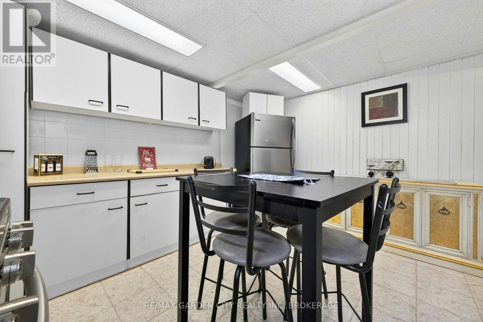 LOWER-38 Cypress Street, St. Catharines, ON, L2N 4L9 - 20