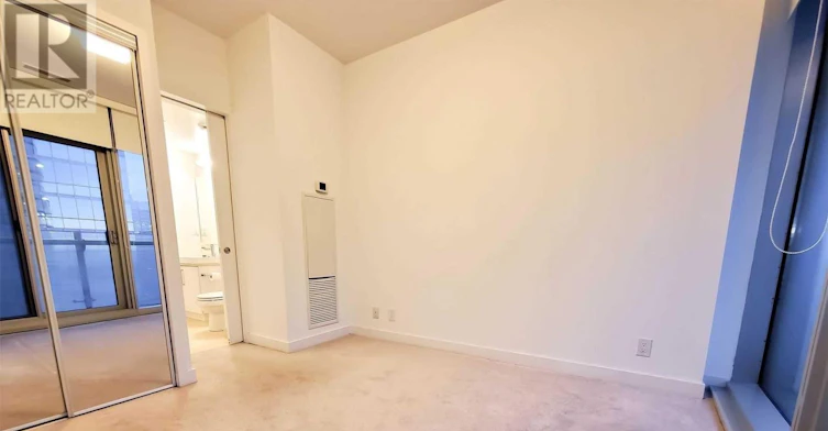 4110-12 York Street, Toronto, ON, M5J 2Z2 - 5